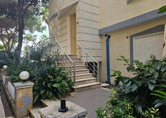 Main Seaview Durres Golem (Tirana)