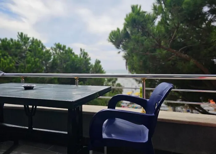 Main Seaview Durres * Golem (Tirana)