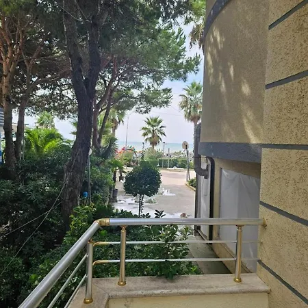 Main Seaview Durres *